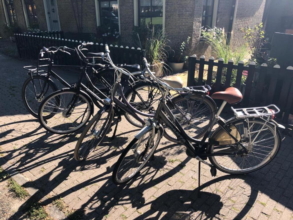 Vakantiehuis In Friesland Voor De Hele Familie Huns Eksteriør bilde